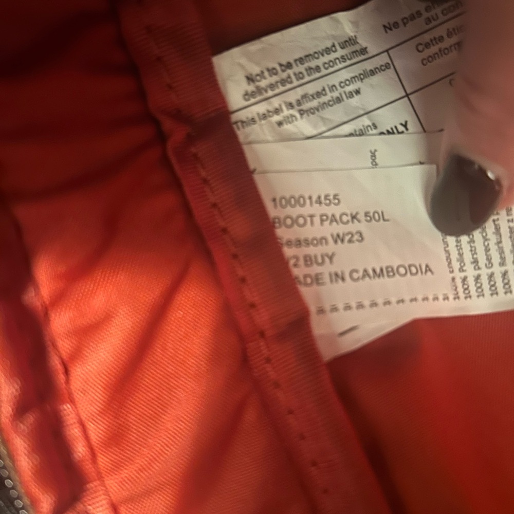 Women’s ski kit complete w/ gently used jacket, pants, leggings, gloves & bag! - Picture 4 of 17